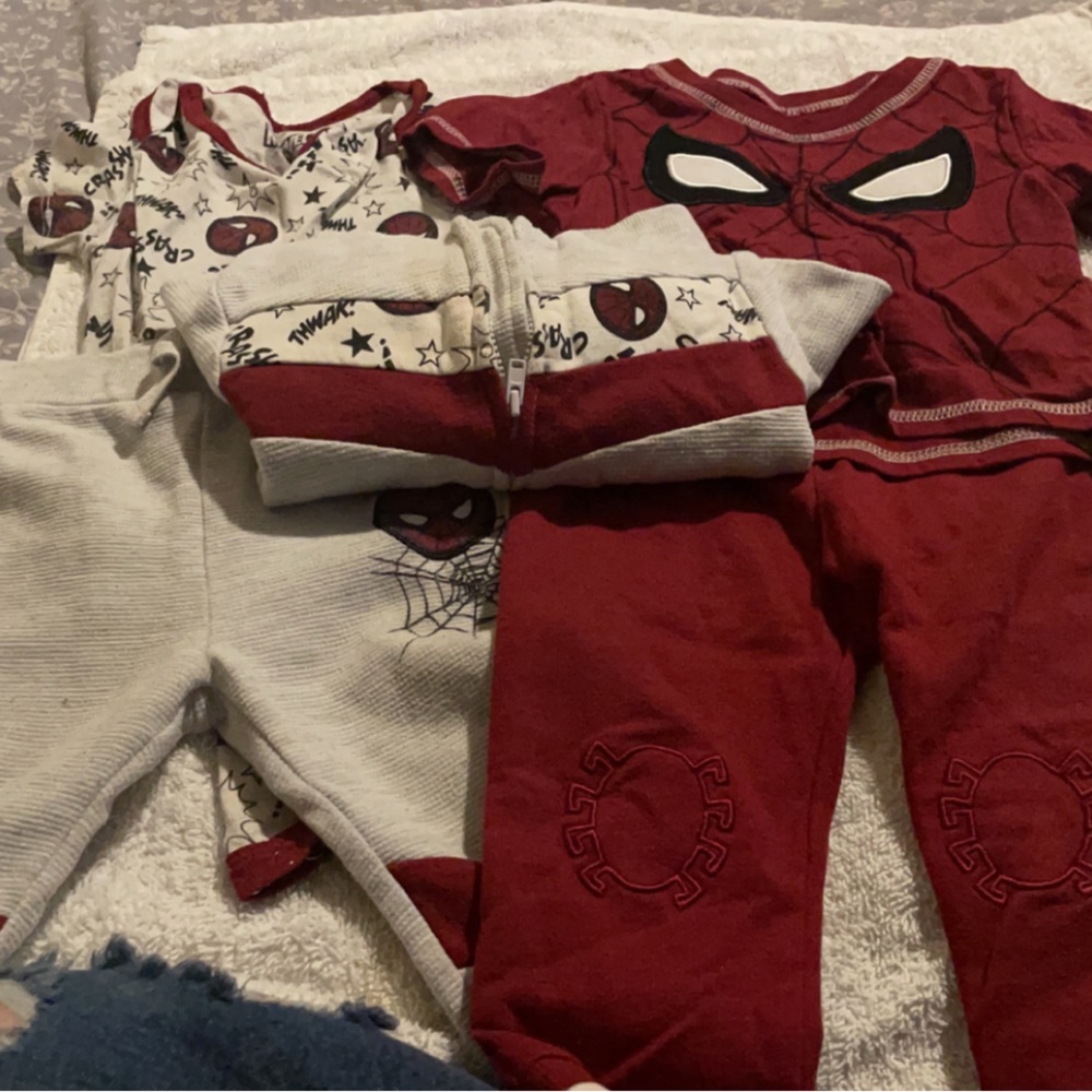 Boy Spider-Man Set Two Pants One Shirt One Undershirt and a Sweater